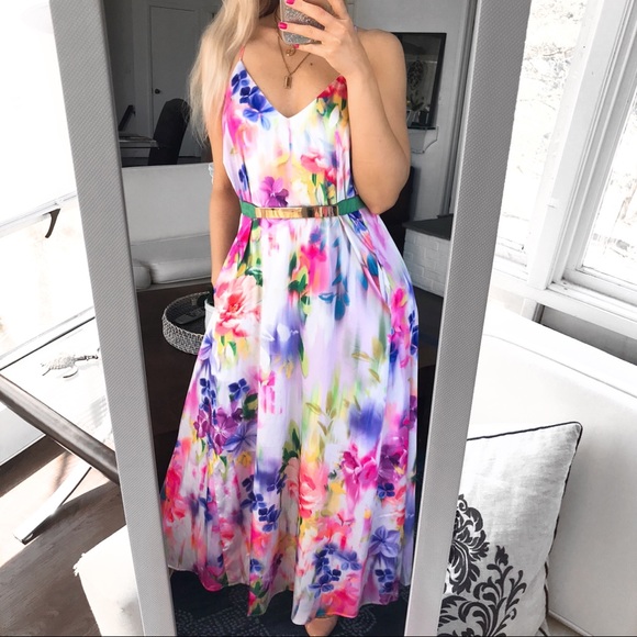 Nicole Miller Dresses & Skirts - 🌷 NICOLE MILLER NEW YORK MULTI FLORAL MAXI DRESS!